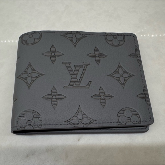 Louis Vuitton Men’s Wallet - Picture 1 of 5